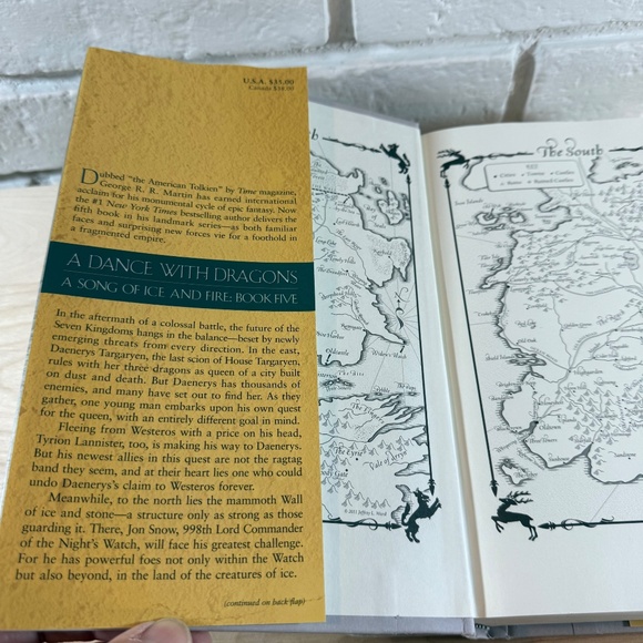 "A Dance with Dragons" George R.R. Martin Hardcover EUC - Picture 4 of 12